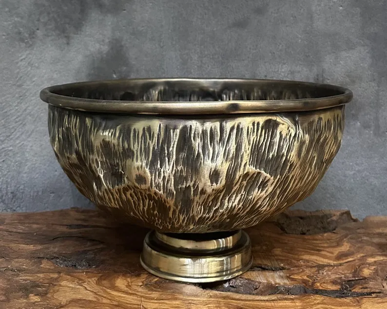 Antique Brass Bathroom Vessel Sink – Classic Elegance for Your Bathroom