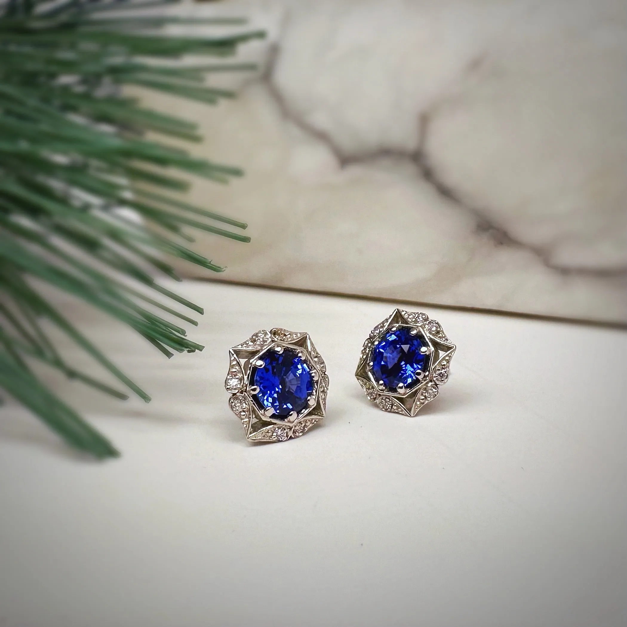 Bostonian Lila Earrings