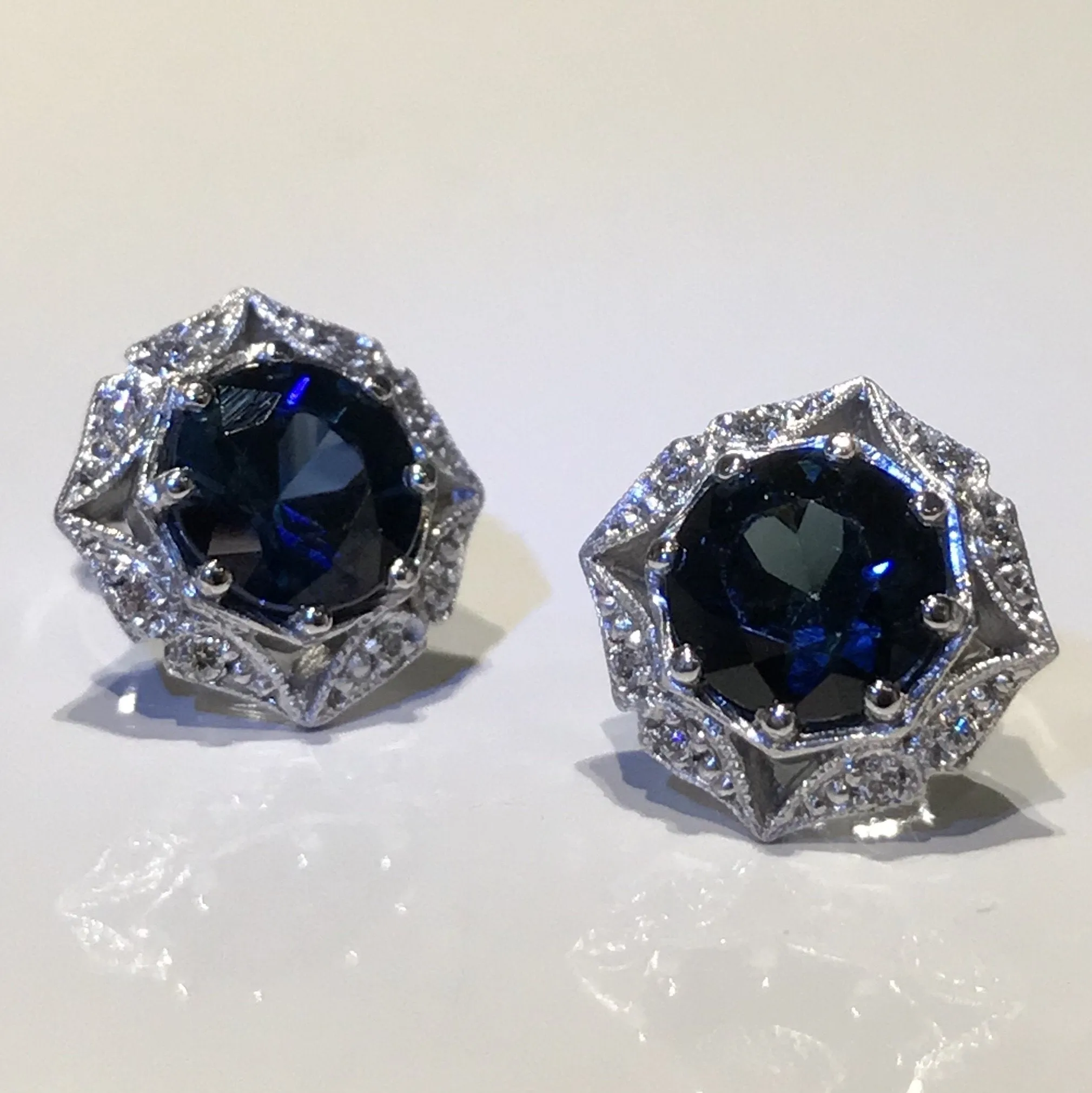 Bostonian Lila Earrings