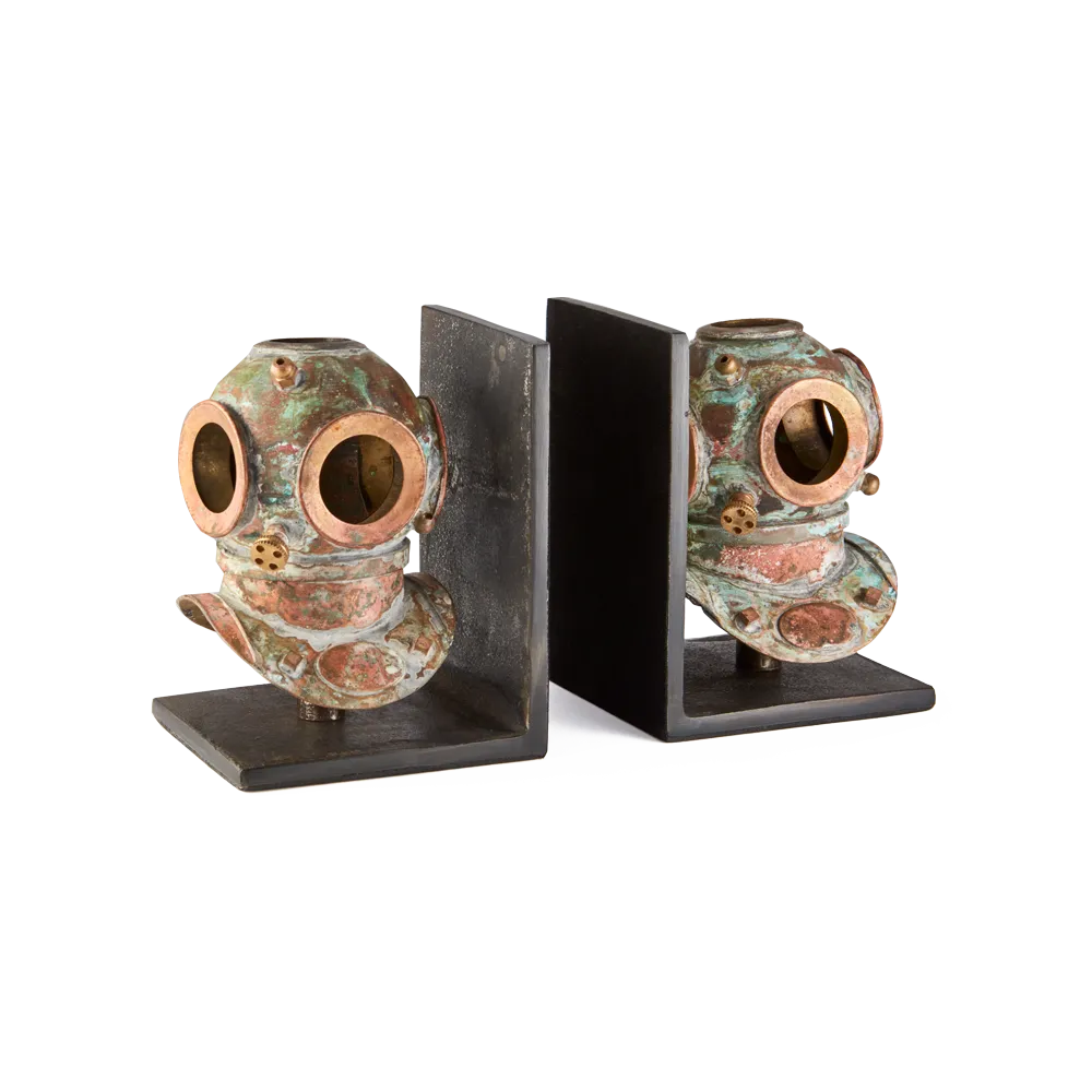 Diver Helmet Bookends
