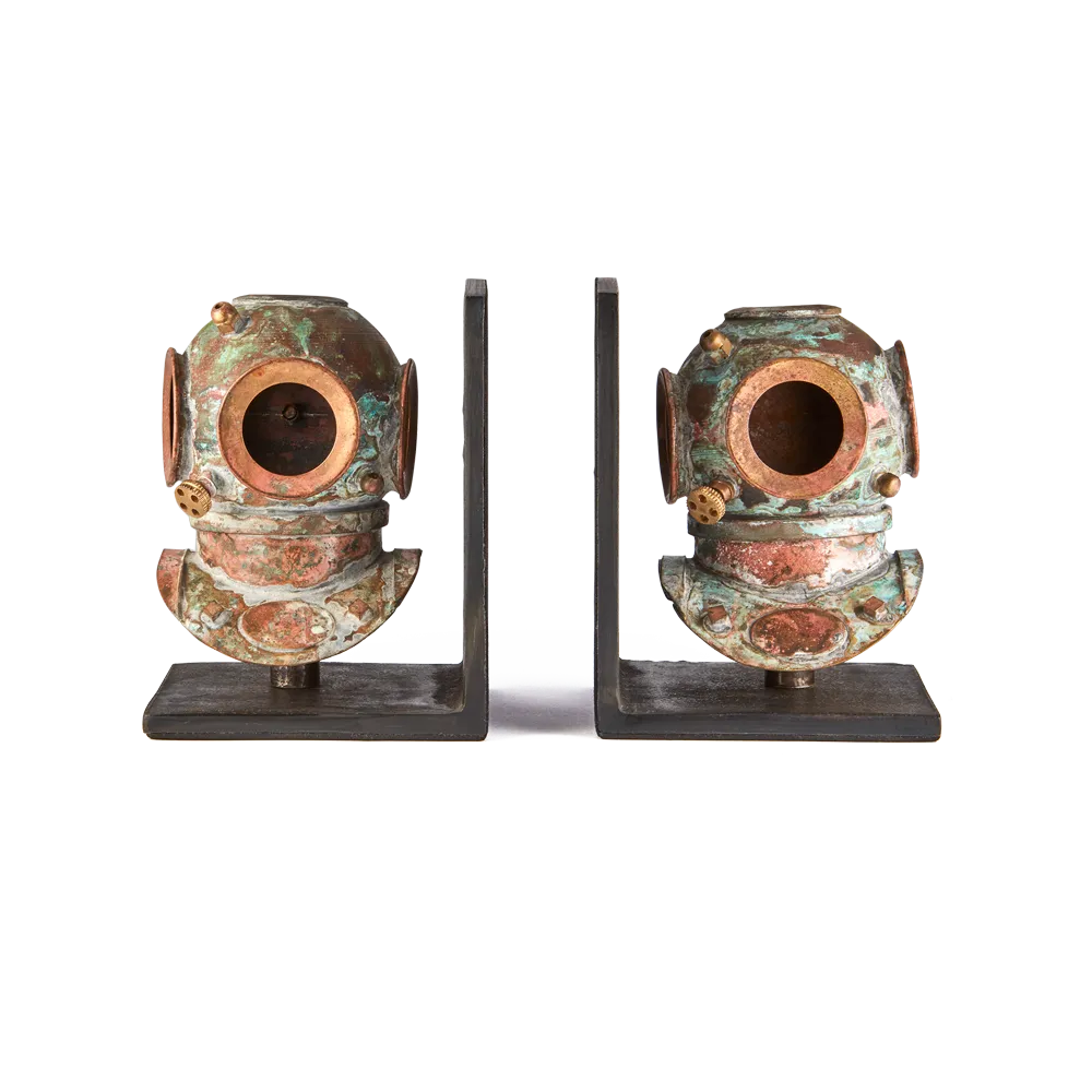 Diver Helmet Bookends