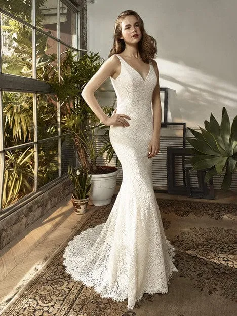 Enzoani Beautiful: BT18-22 (Clearance)