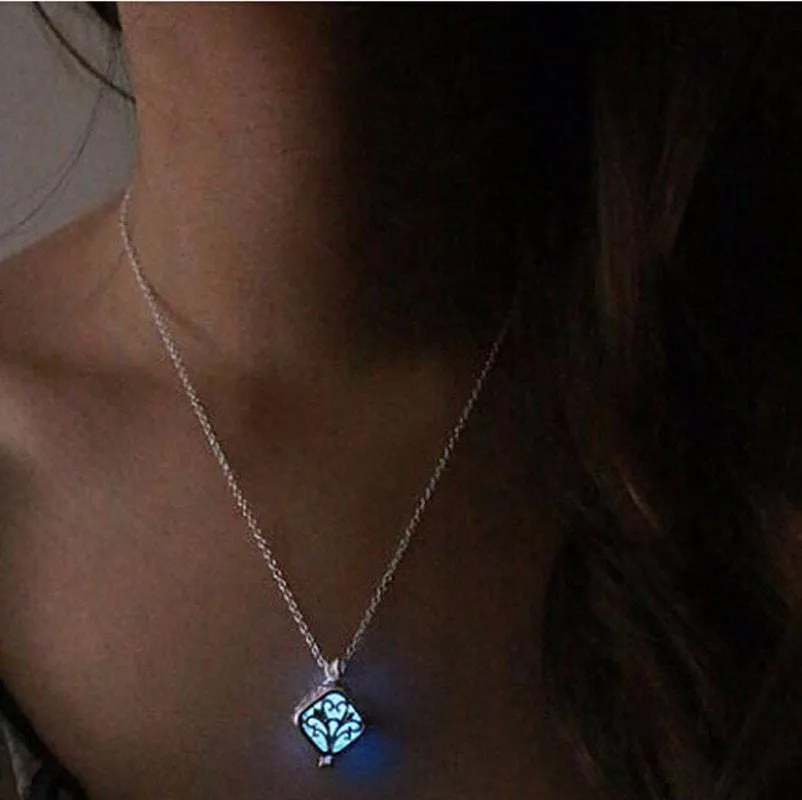 Glowing Steampunk Vintage Pendant Promo