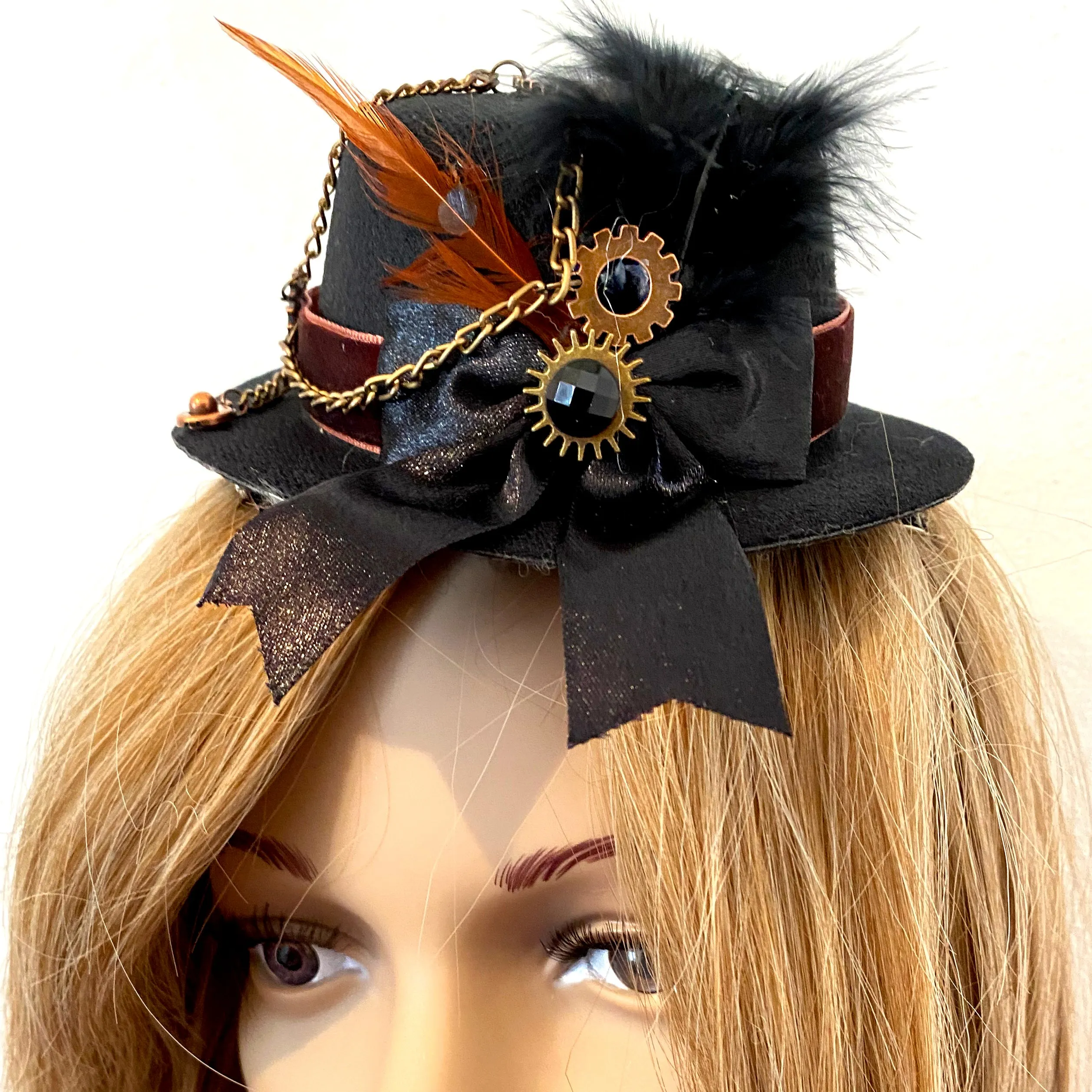 Gold Bicycle & Feathers Steampunk Mini-Hat (I)