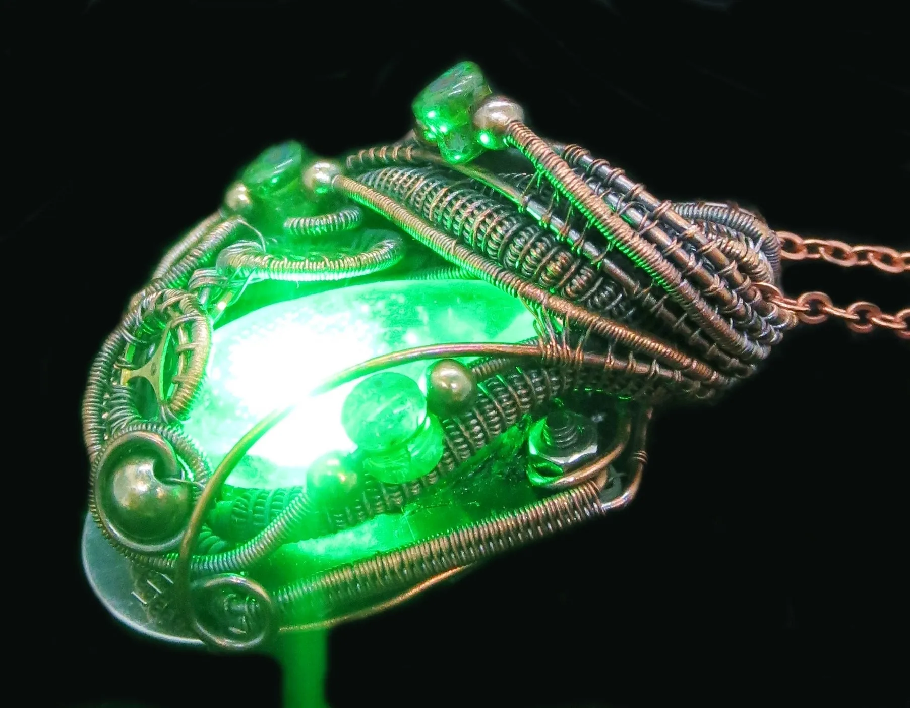 Green Teardrop Screened Resin Gem LED Steampunk Pendant in Bronze