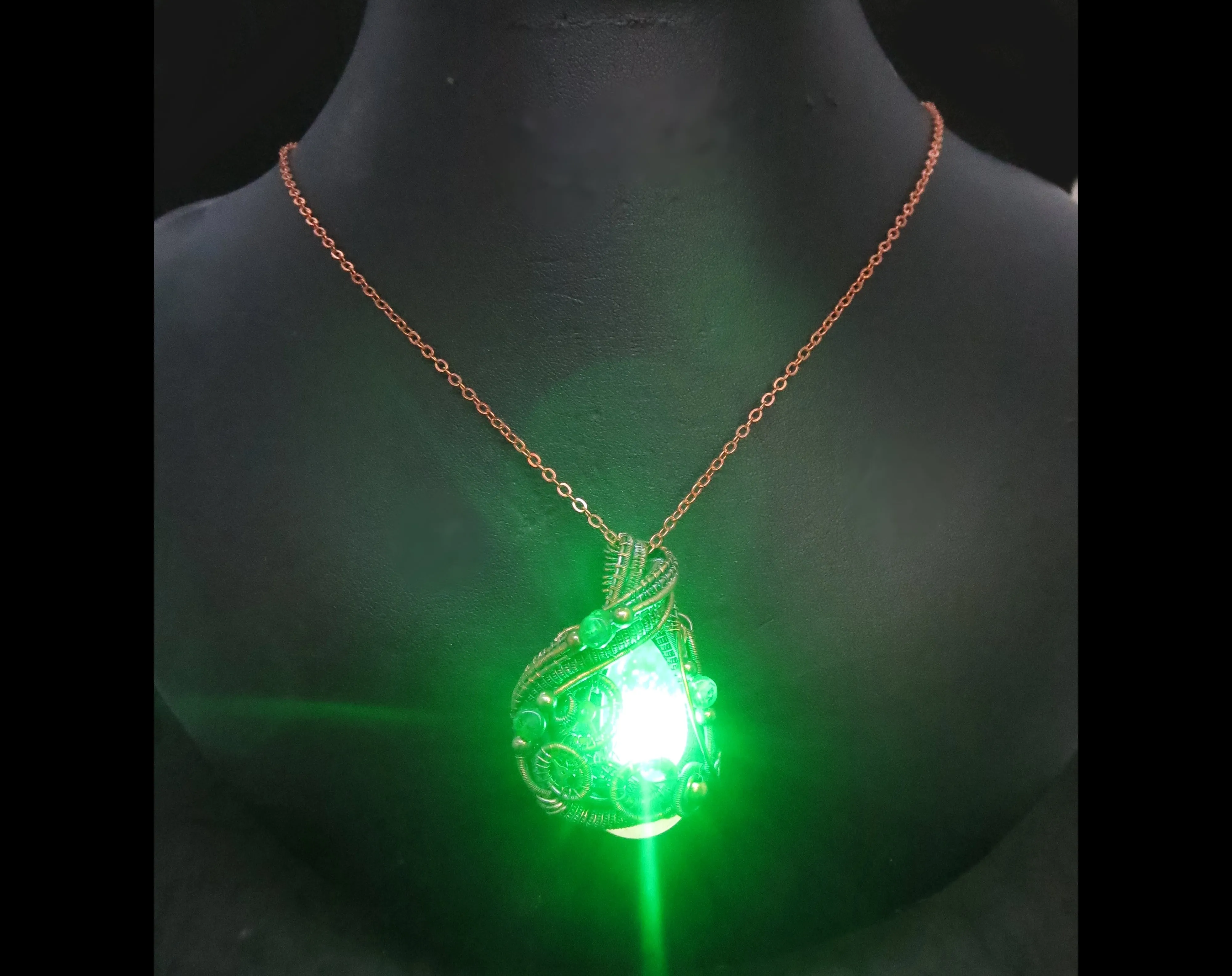 Green Teardrop Screened Resin Gem LED Steampunk Pendant in Bronze