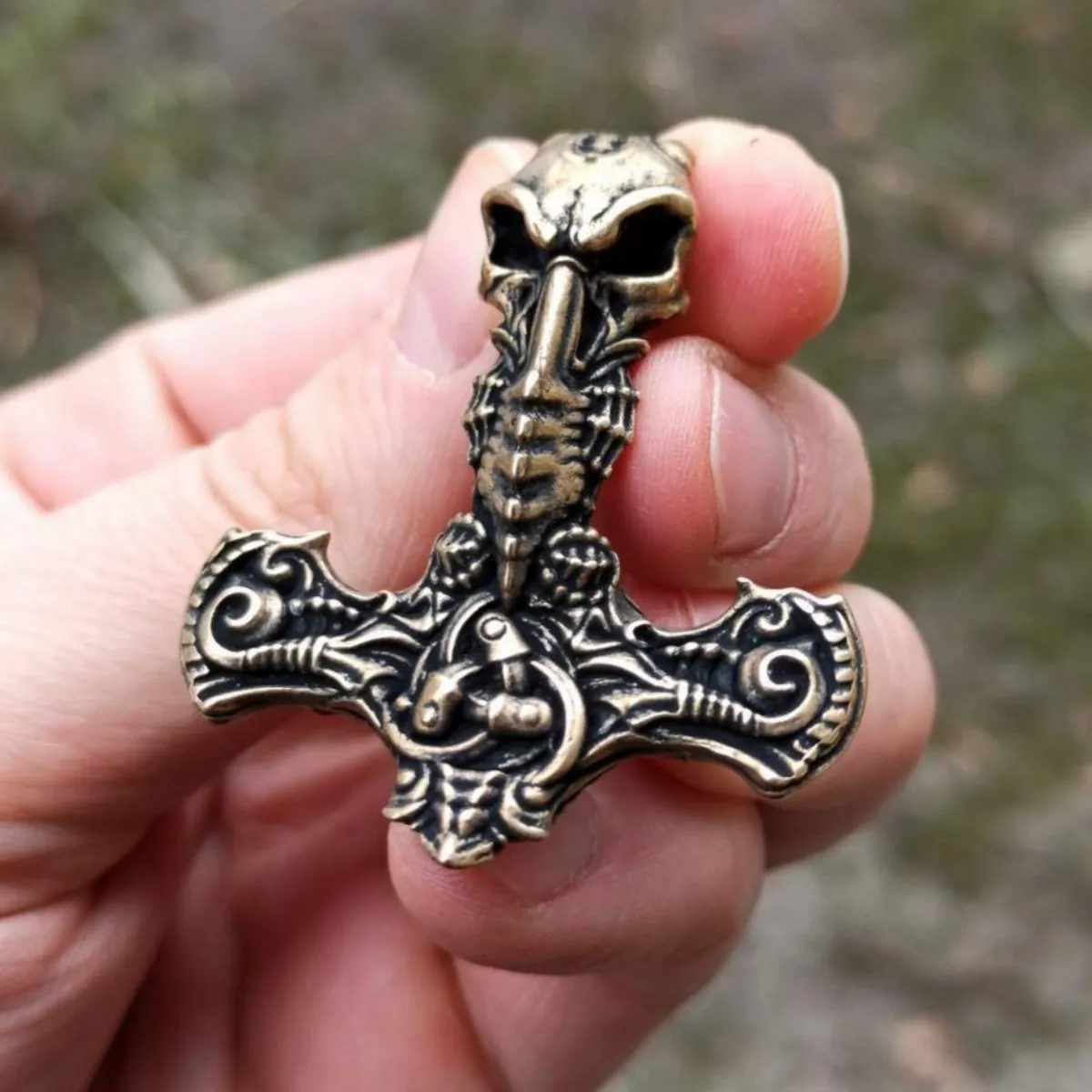 Hammer of Thor bronze skull pendant