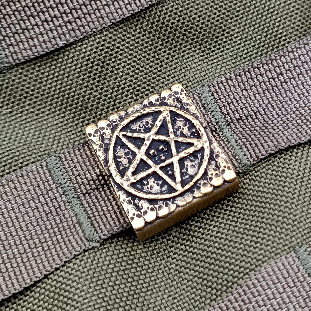 Hell molle clip