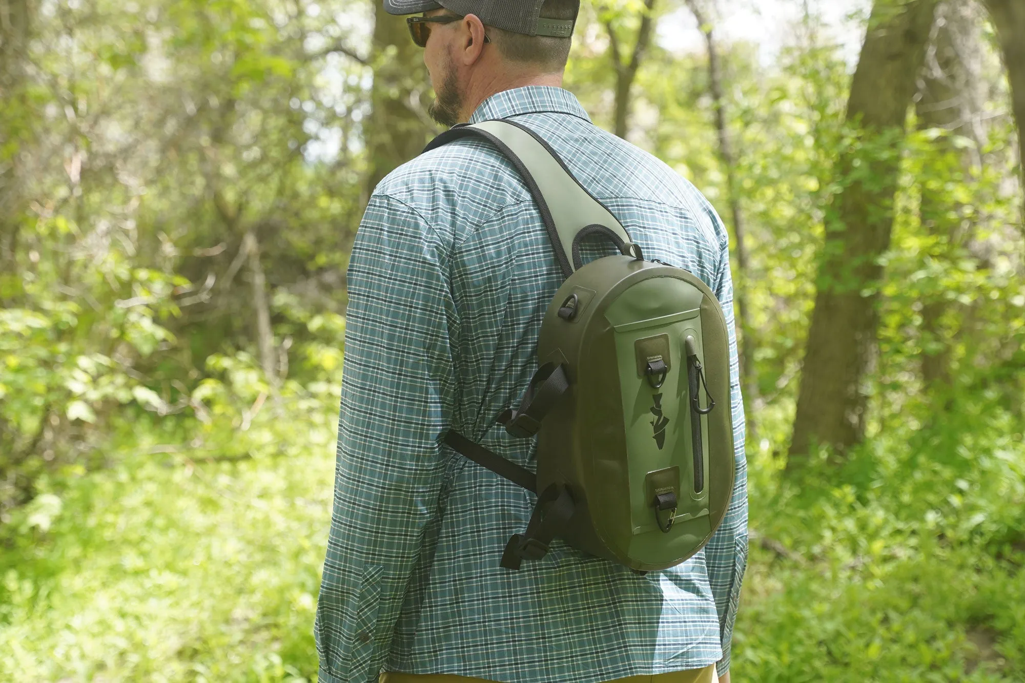 NIRVANA Waterproof Sling Pack 7.5L