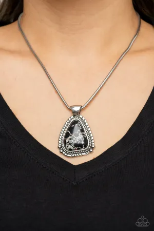 Paparazzi Artisan Adventure - Black Necklace
