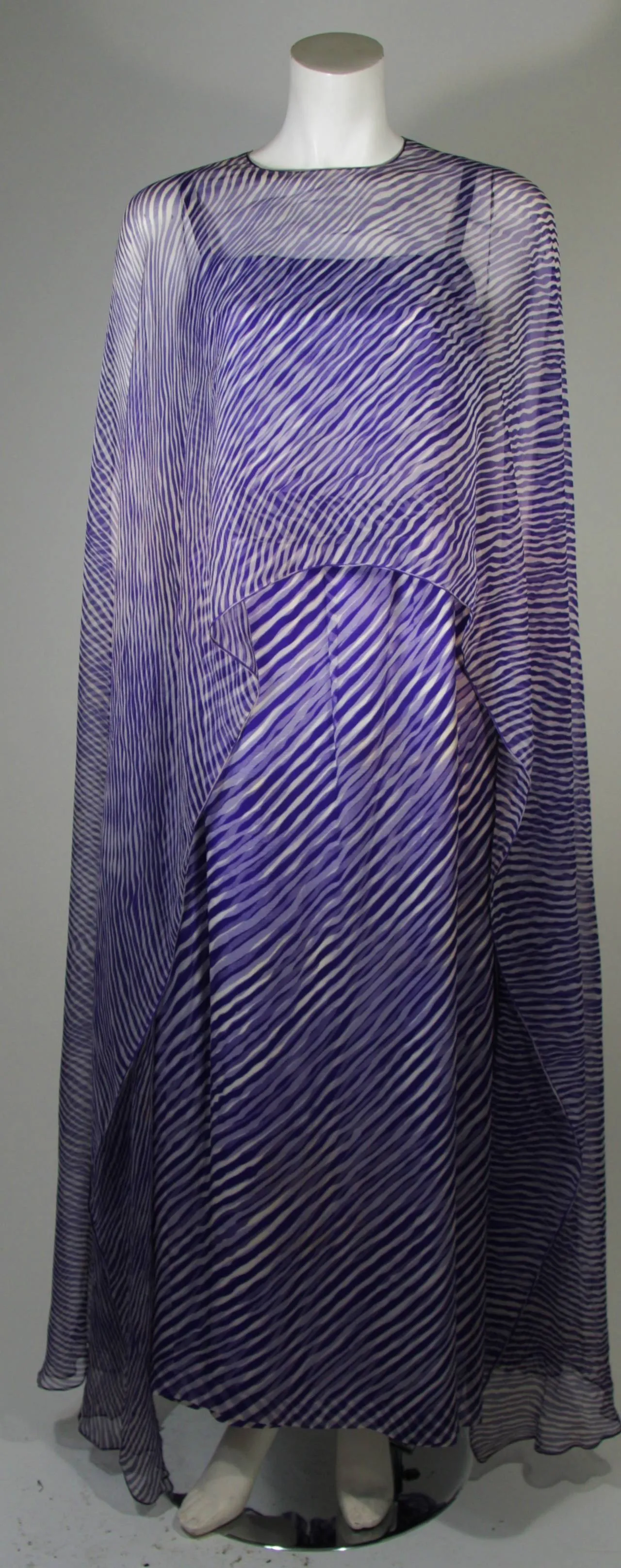 PERTEGAZ Couture Gown with Kaftan Overlay and Belt Size Small