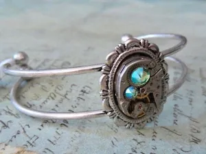 Steampunk Bracelet - In the Works - Steampunk watch parts cuff - bracelet - Repurposed art made by Steampunkjunq - steampunk jewelry