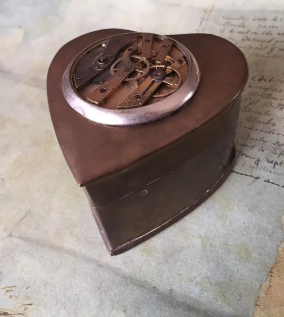Steampunk Heart Gift / Jewelry Box - Victorian Style - Brass - Velvet lined