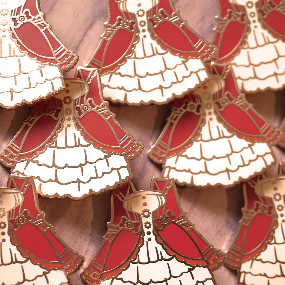 Steampunk Lolita (Bordeaux) | Enamel Pin