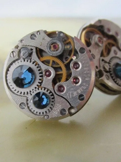 Steampunk Stud Earrings with Mechanical Watch Movement, Steampunk Earrings , Steampunk jewelry