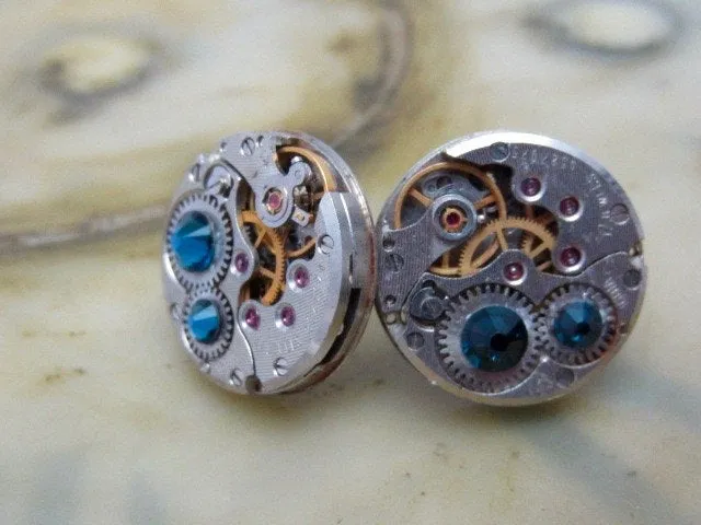 Steampunk Stud Earrings with Mechanical Watch Movement, Steampunk Earrings , Steampunk jewelry