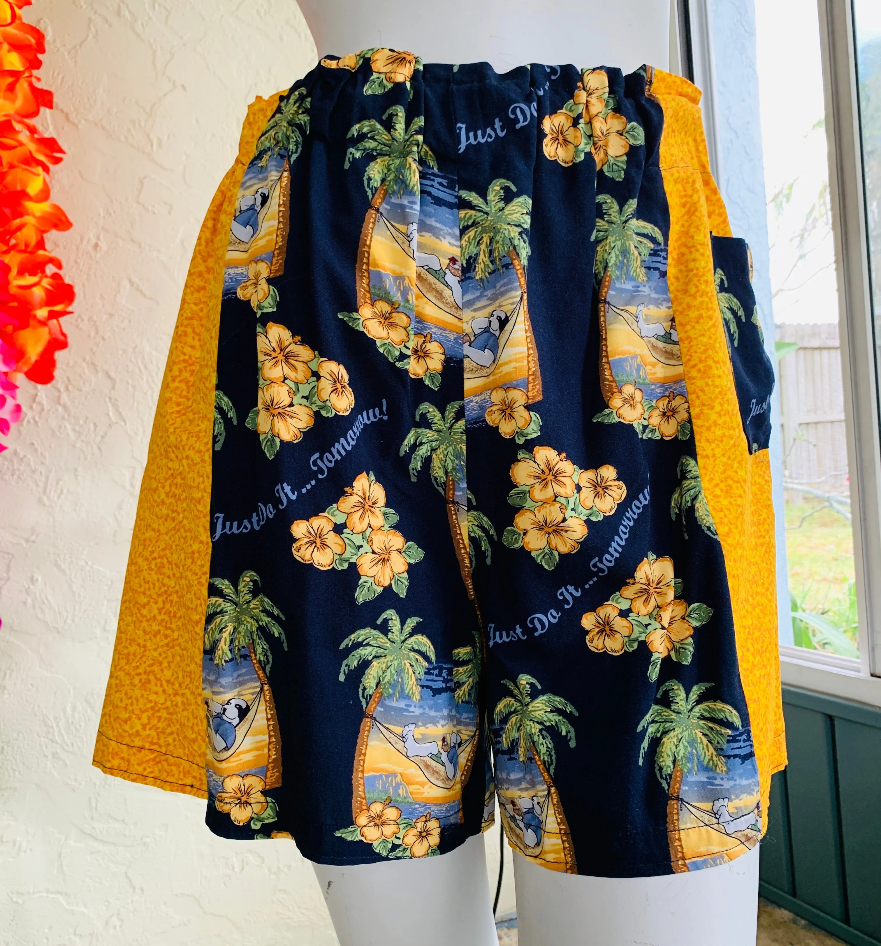 Tropshorts 03