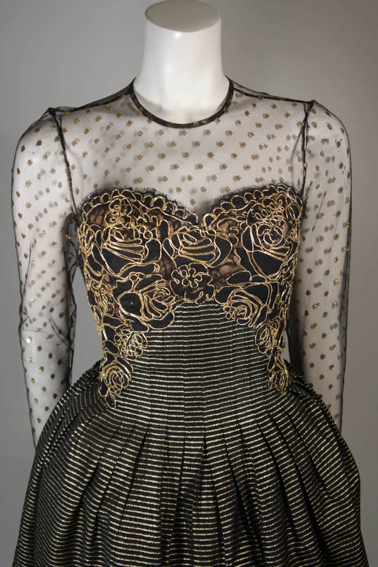 VICTOR COSTA Black with Gold Accents Cocktail Dress Size Small