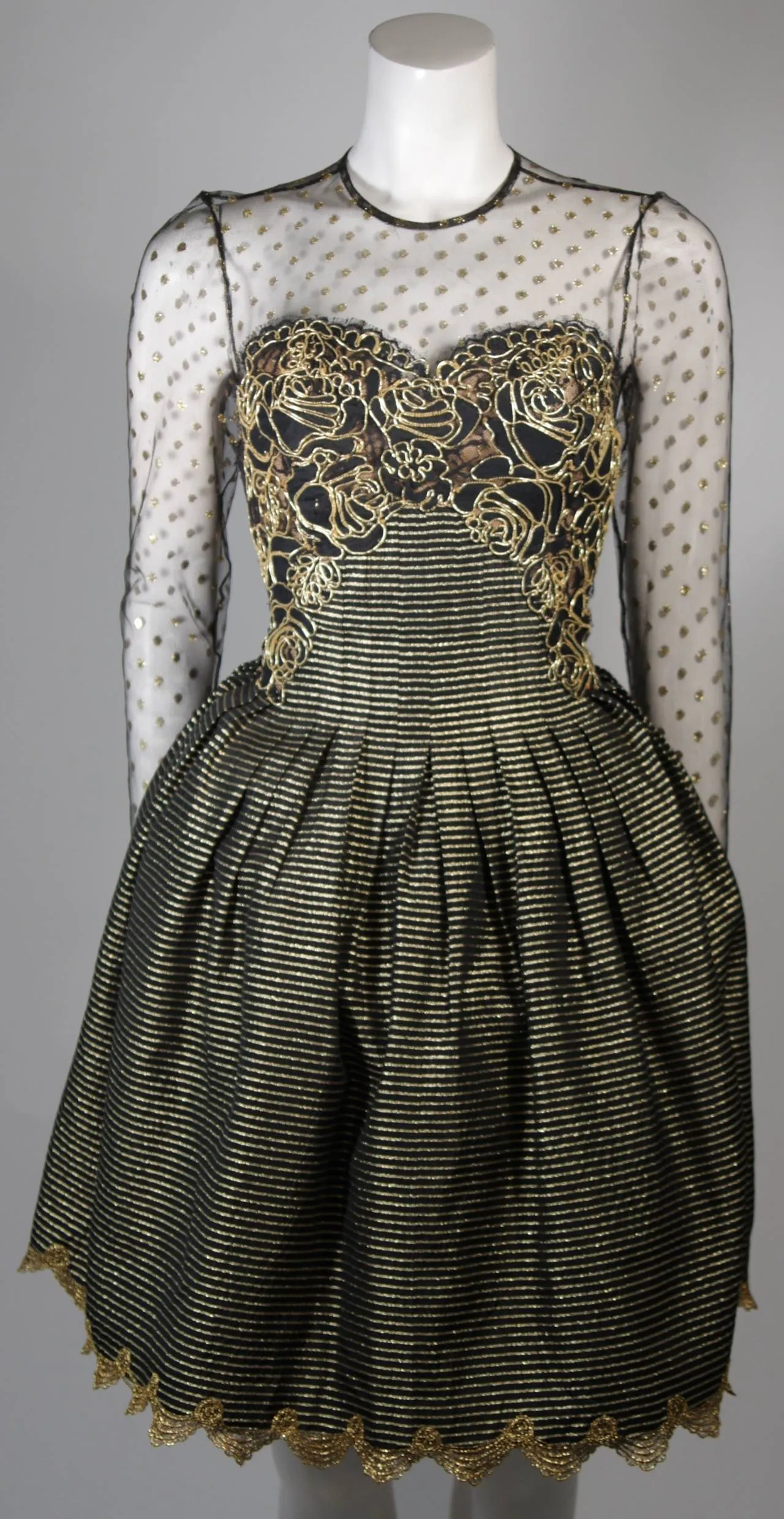 VICTOR COSTA Black with Gold Accents Cocktail Dress Size Small